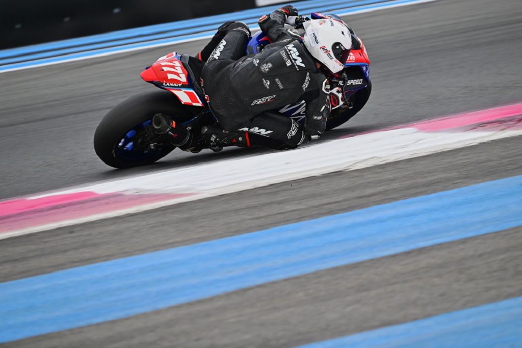 Újabb 24 órás száguldás vár a vb-pontokért hajtó magyar motorosra